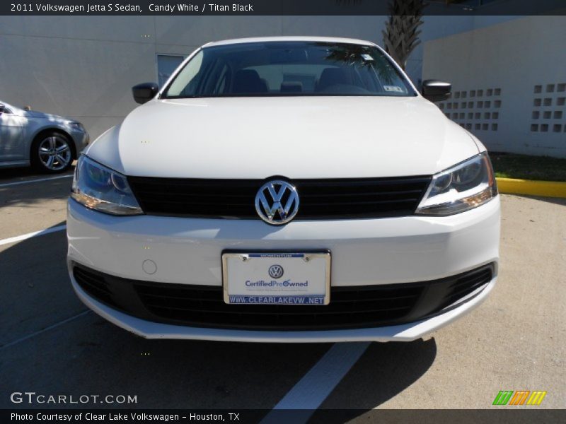 Candy White / Titan Black 2011 Volkswagen Jetta S Sedan
