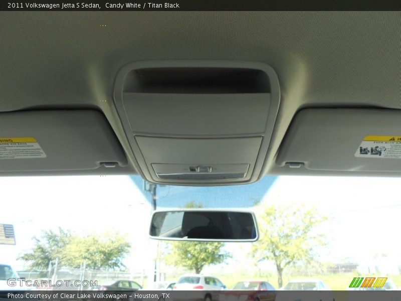 Candy White / Titan Black 2011 Volkswagen Jetta S Sedan