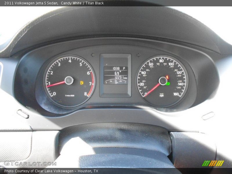 Candy White / Titan Black 2011 Volkswagen Jetta S Sedan