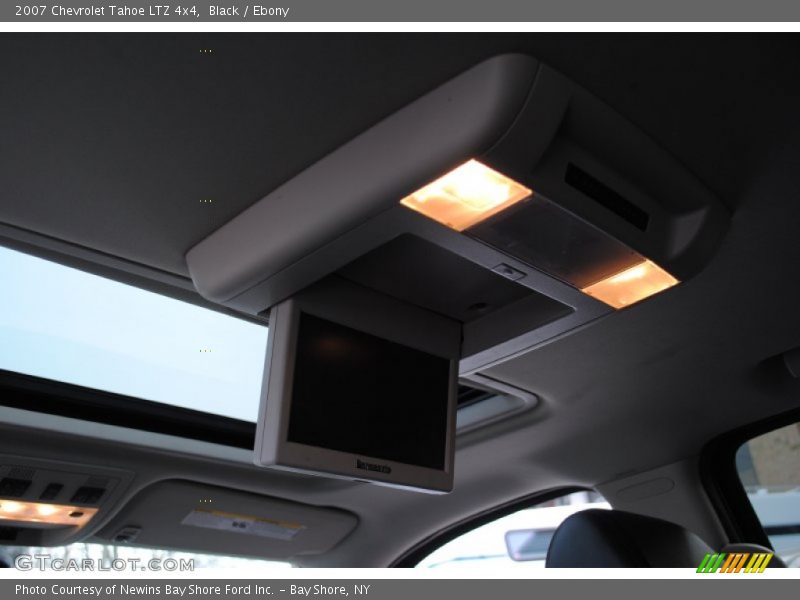 Black / Ebony 2007 Chevrolet Tahoe LTZ 4x4