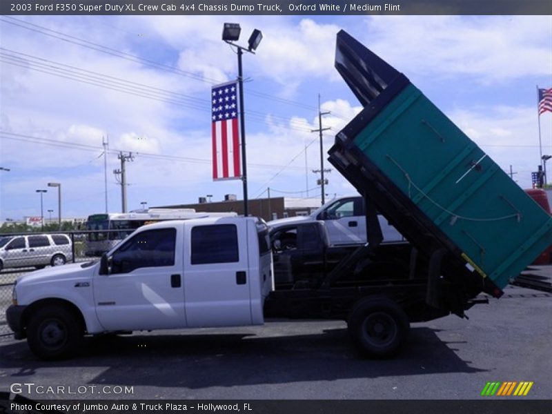 Oxford White / Medium Flint 2003 Ford F350 Super Duty XL Crew Cab 4x4 Chassis Dump Truck