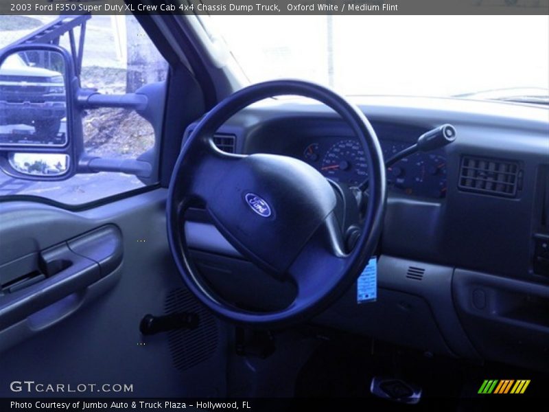 Oxford White / Medium Flint 2003 Ford F350 Super Duty XL Crew Cab 4x4 Chassis Dump Truck
