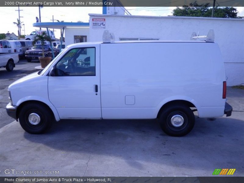 Ivory White / Medium Gray 2000 Chevrolet Astro Cargo Van