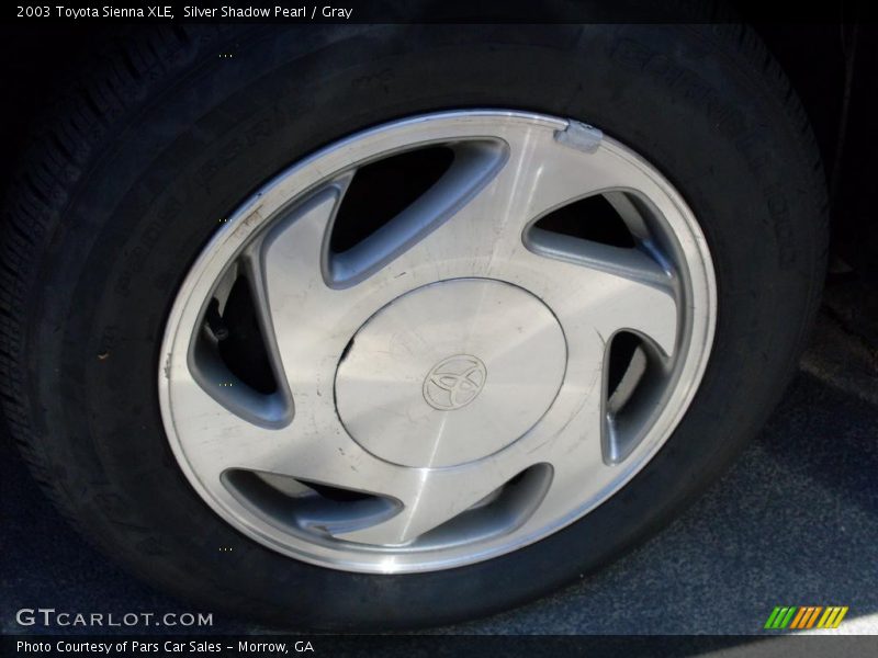 Silver Shadow Pearl / Gray 2003 Toyota Sienna XLE