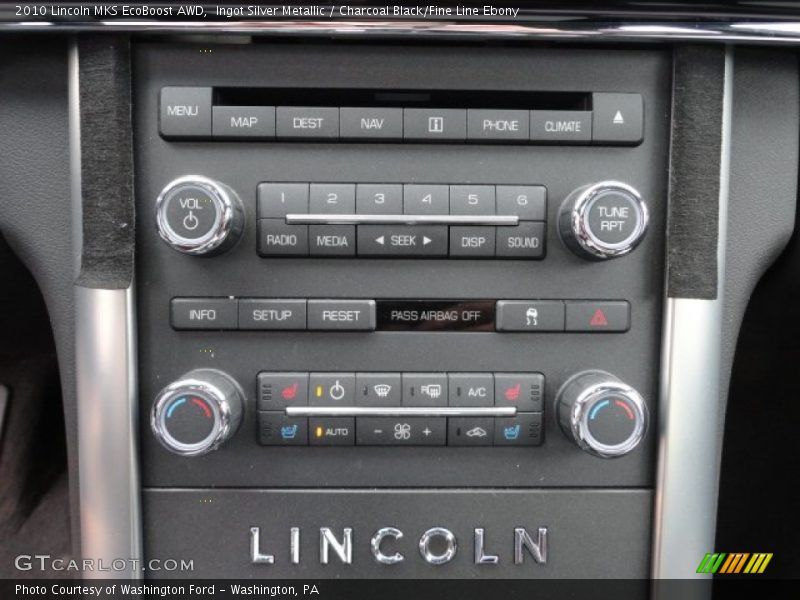 Ingot Silver Metallic / Charcoal Black/Fine Line Ebony 2010 Lincoln MKS EcoBoost AWD