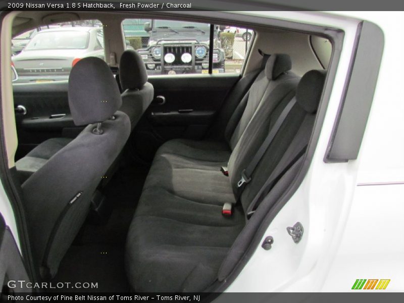 Fresh Powder / Charcoal 2009 Nissan Versa 1.8 S Hatchback