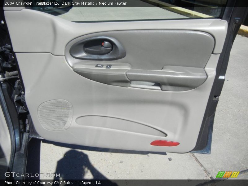 Dark Gray Metallic / Medium Pewter 2004 Chevrolet TrailBlazer LS
