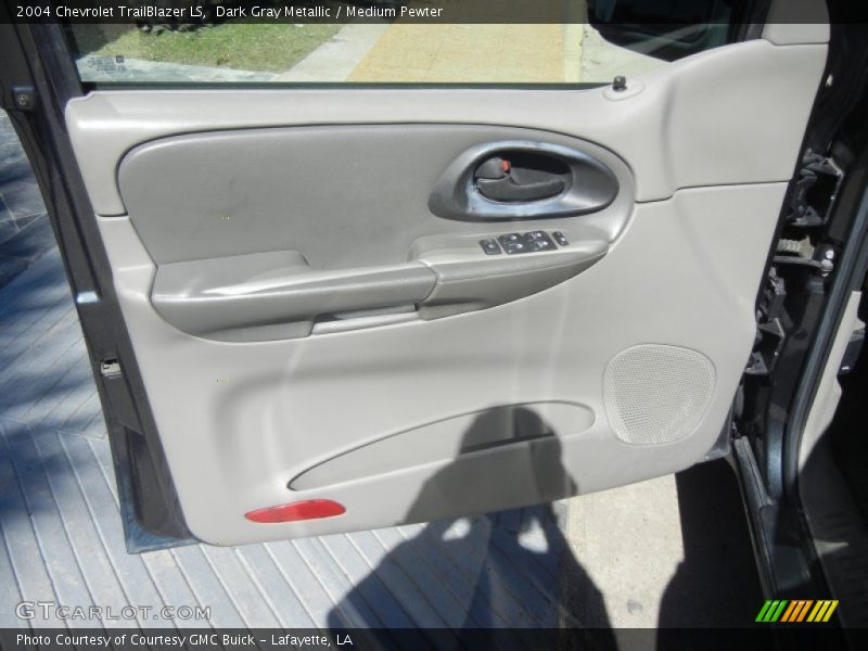 Dark Gray Metallic / Medium Pewter 2004 Chevrolet TrailBlazer LS