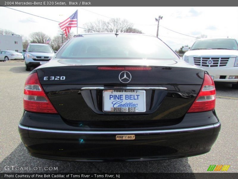 Black / Black 2004 Mercedes-Benz E 320 Sedan