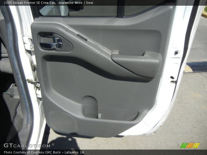 Avalanche White / Steel 2005 Nissan Frontier SE Crew Cab