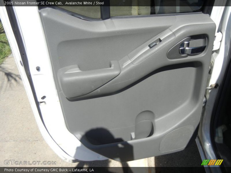 Avalanche White / Steel 2005 Nissan Frontier SE Crew Cab
