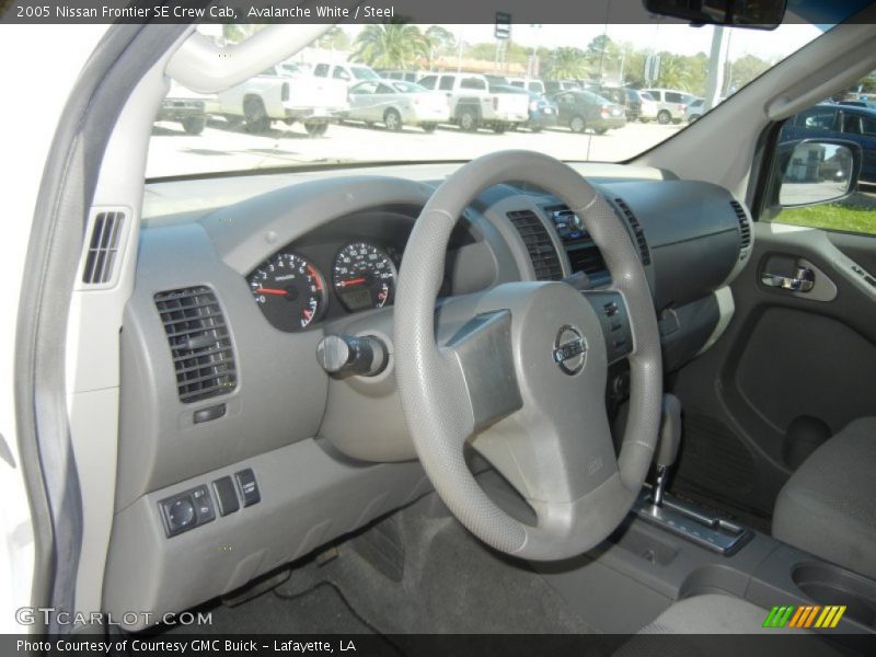 Avalanche White / Steel 2005 Nissan Frontier SE Crew Cab