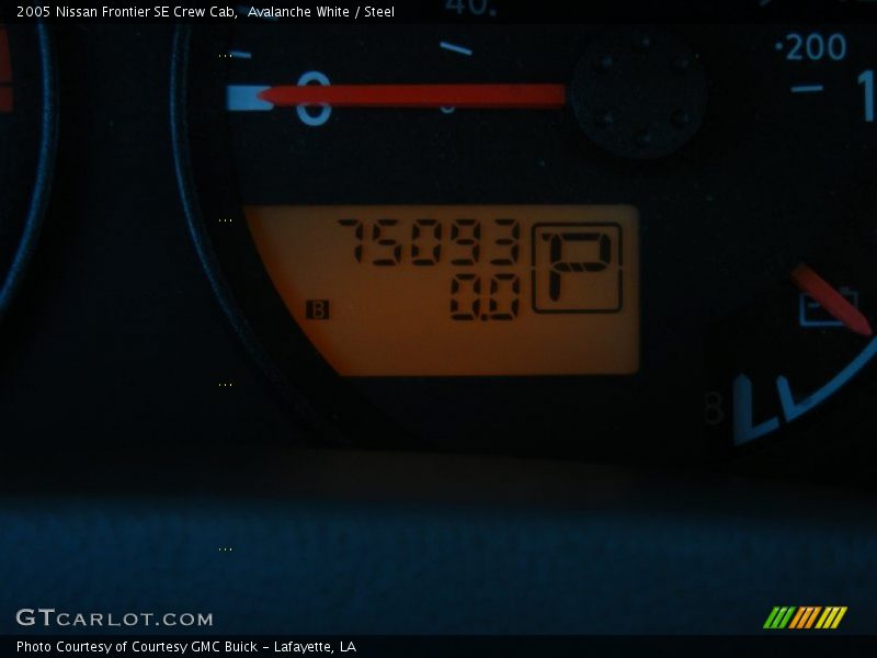 Avalanche White / Steel 2005 Nissan Frontier SE Crew Cab