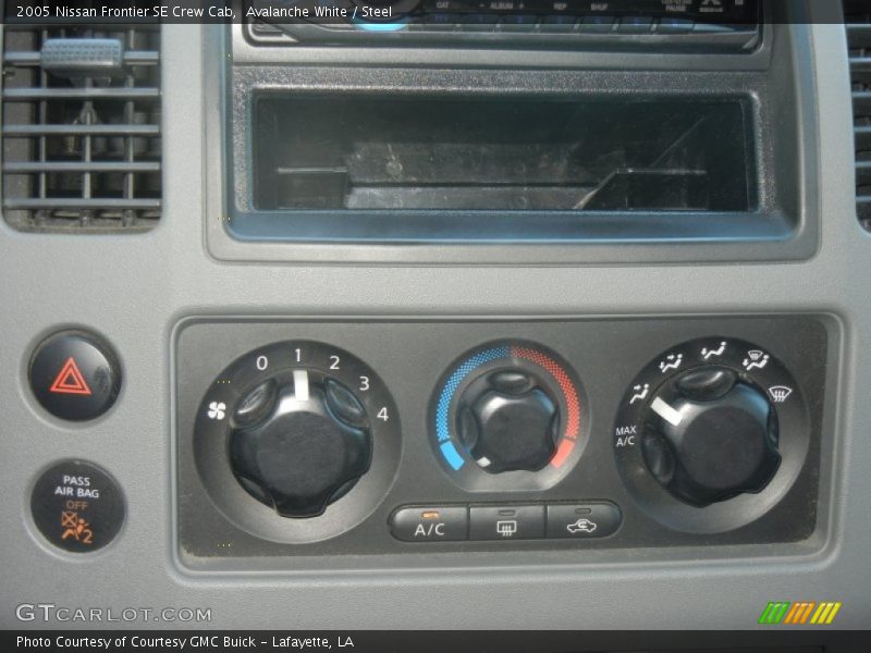 Avalanche White / Steel 2005 Nissan Frontier SE Crew Cab