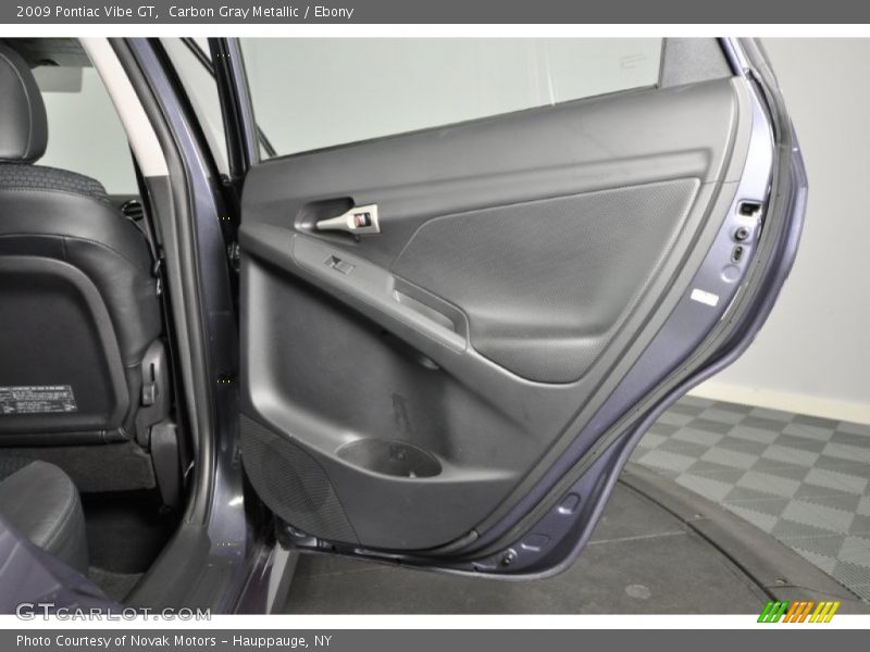 Door Panel of 2009 Vibe GT