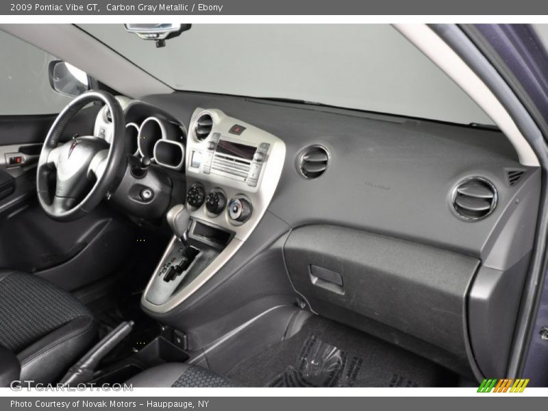Dashboard of 2009 Vibe GT