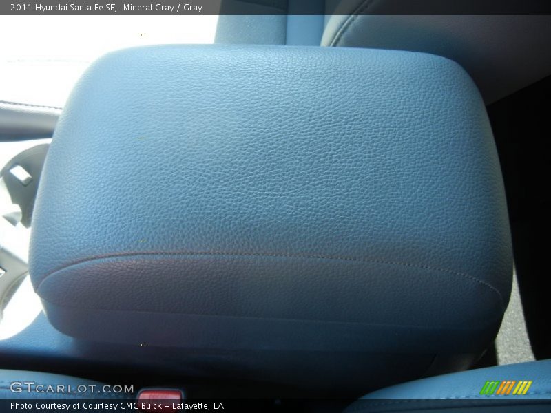 Mineral Gray / Gray 2011 Hyundai Santa Fe SE