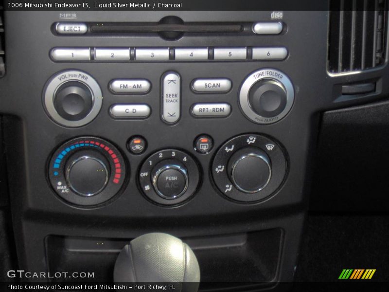Liquid Silver Metallic / Charcoal 2006 Mitsubishi Endeavor LS