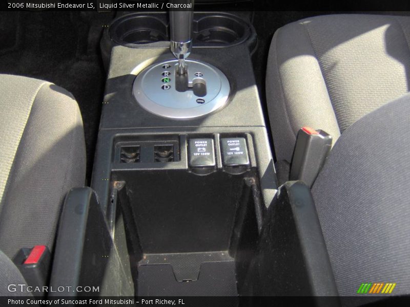 Liquid Silver Metallic / Charcoal 2006 Mitsubishi Endeavor LS