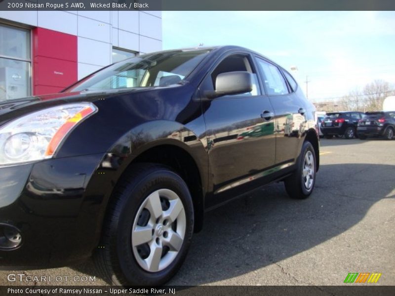 Wicked Black / Black 2009 Nissan Rogue S AWD