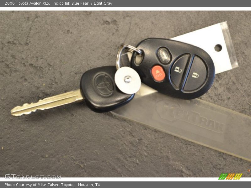 Indigo Ink Blue Pearl / Light Gray 2006 Toyota Avalon XLS