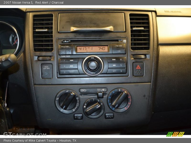 Red Alert / Charcoal 2007 Nissan Versa S