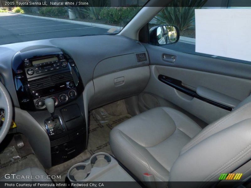 Natural White / Stone 2005 Toyota Sienna LE