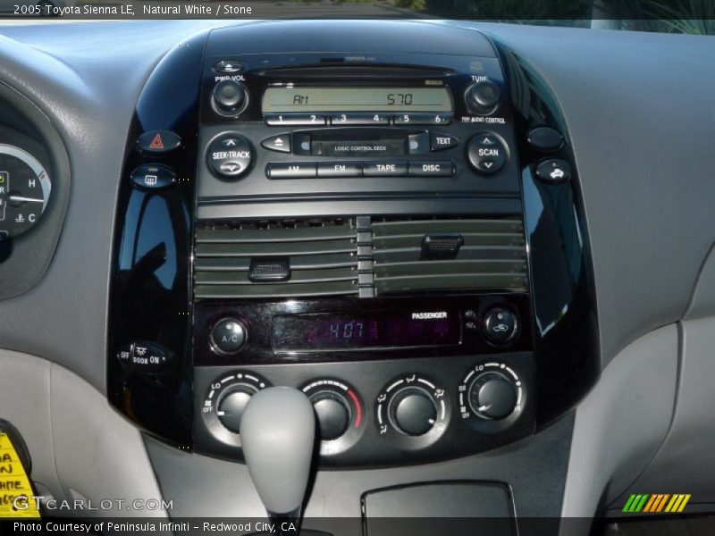Natural White / Stone 2005 Toyota Sienna LE