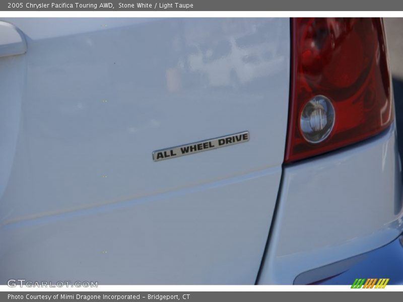 Stone White / Light Taupe 2005 Chrysler Pacifica Touring AWD