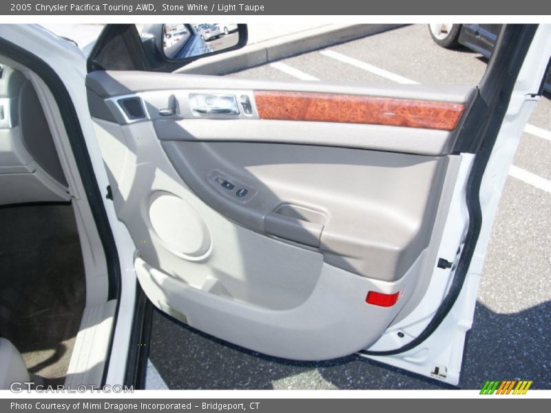 Stone White / Light Taupe 2005 Chrysler Pacifica Touring AWD