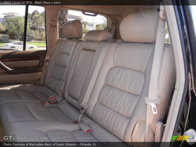 Black Onyx / Ivory 2002 Lexus LX 470