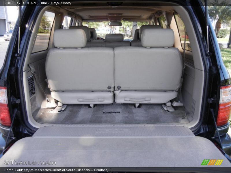 Black Onyx / Ivory 2002 Lexus LX 470