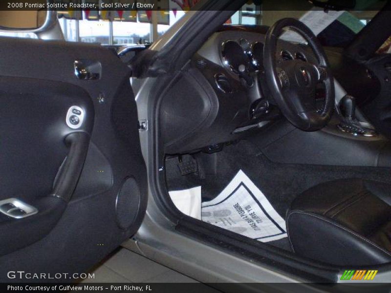 Cool Silver / Ebony 2008 Pontiac Solstice Roadster