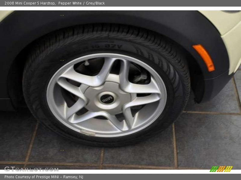 Pepper White / Grey/Black 2008 Mini Cooper S Hardtop