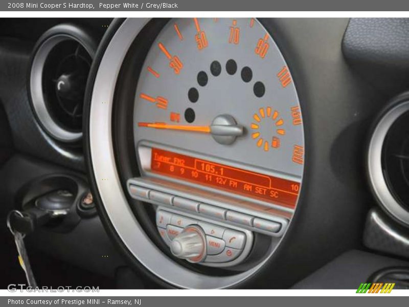 Pepper White / Grey/Black 2008 Mini Cooper S Hardtop