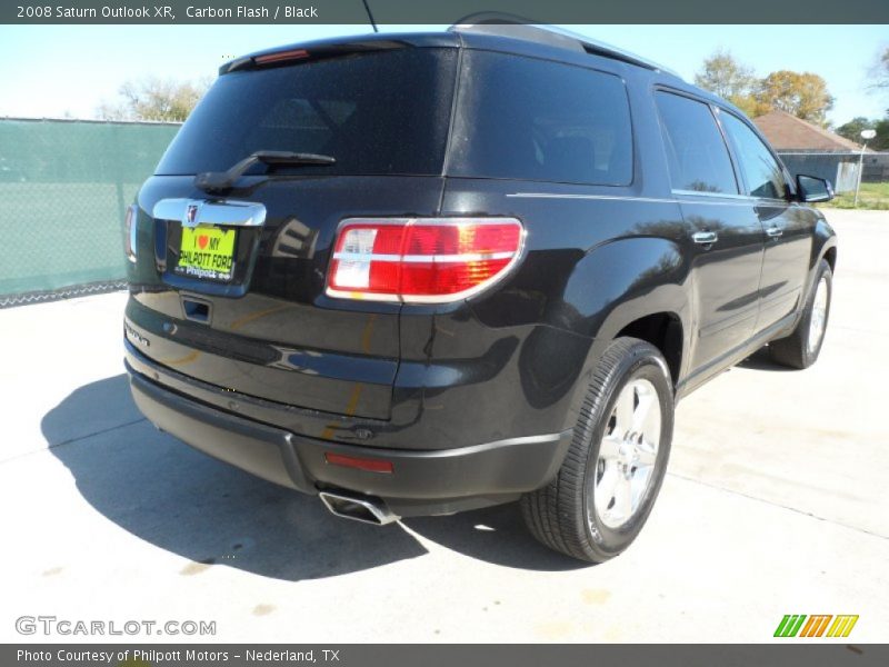 Carbon Flash / Black 2008 Saturn Outlook XR