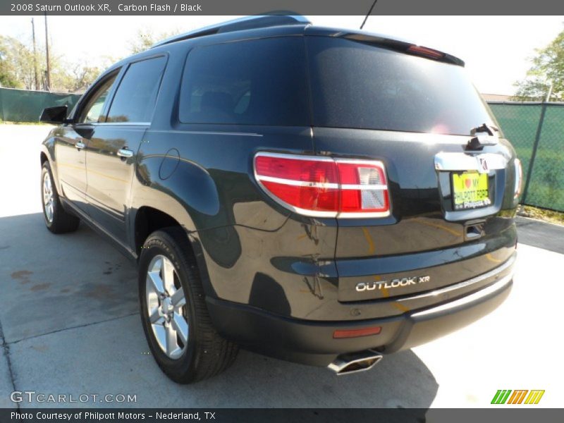 Carbon Flash / Black 2008 Saturn Outlook XR