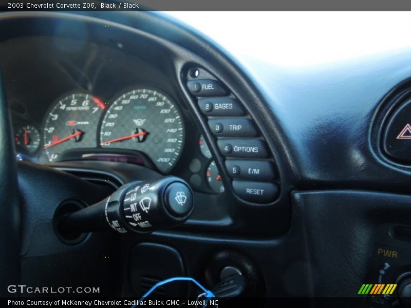 Controls of 2003 Corvette Z06