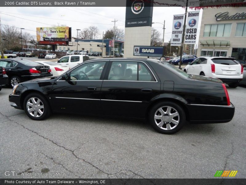 Black Raven / Titanium 2006 Cadillac DTS Luxury