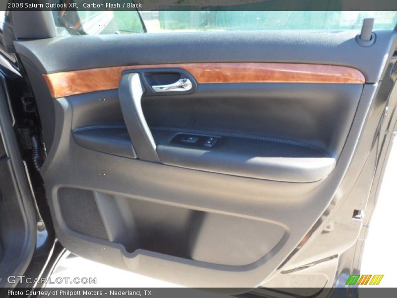 Carbon Flash / Black 2008 Saturn Outlook XR
