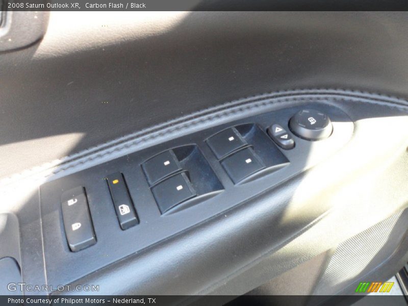 Carbon Flash / Black 2008 Saturn Outlook XR