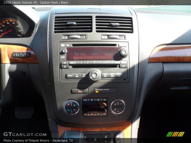 Carbon Flash / Black 2008 Saturn Outlook XR