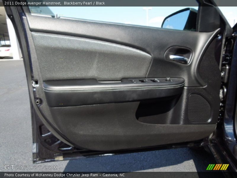 Door Panel of 2011 Avenger Mainstreet
