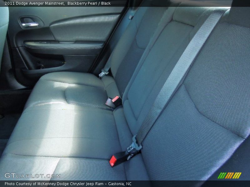 Blackberry Pearl / Black 2011 Dodge Avenger Mainstreet