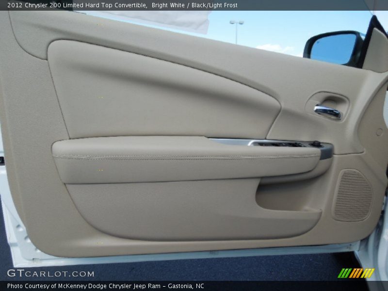 Bright White / Black/Light Frost 2012 Chrysler 200 Limited Hard Top Convertible