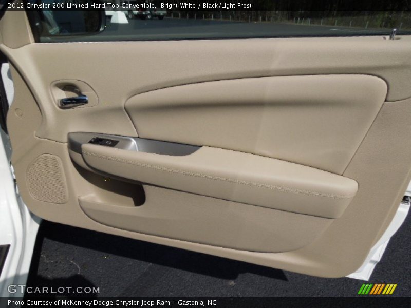Bright White / Black/Light Frost 2012 Chrysler 200 Limited Hard Top Convertible