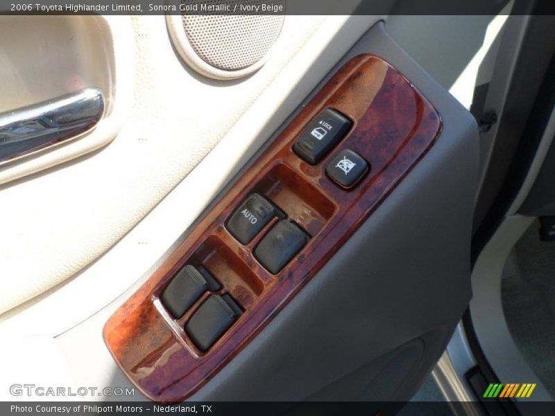 Sonora Gold Metallic / Ivory Beige 2006 Toyota Highlander Limited