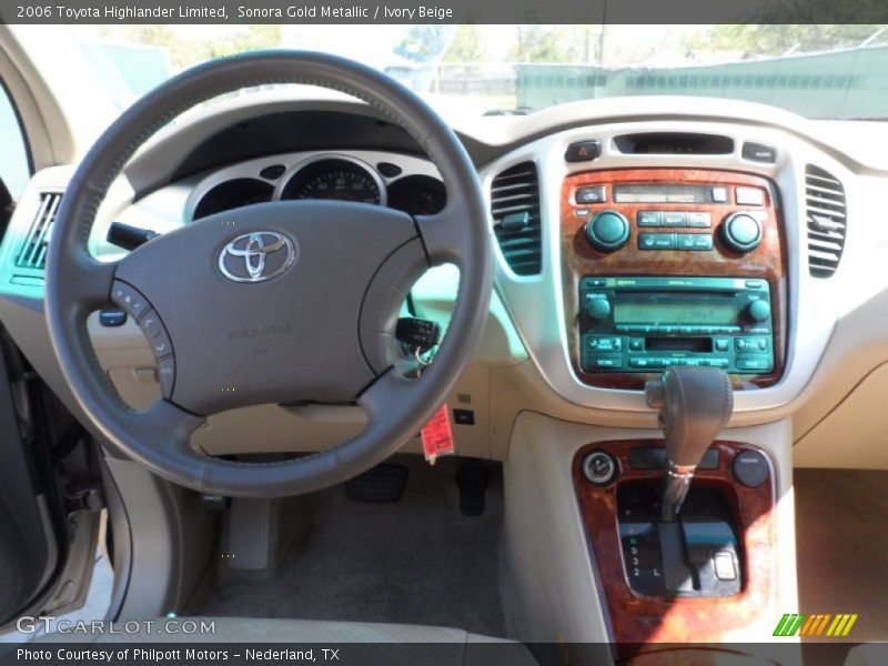 Sonora Gold Metallic / Ivory Beige 2006 Toyota Highlander Limited