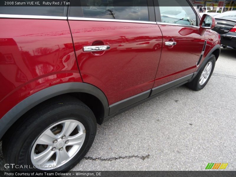 Ruby Red / Tan 2008 Saturn VUE XE