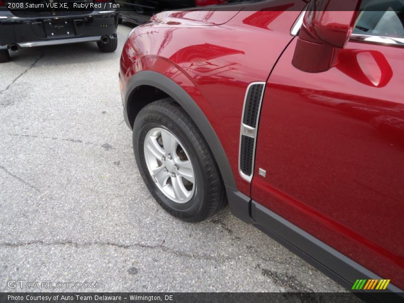 Ruby Red / Tan 2008 Saturn VUE XE